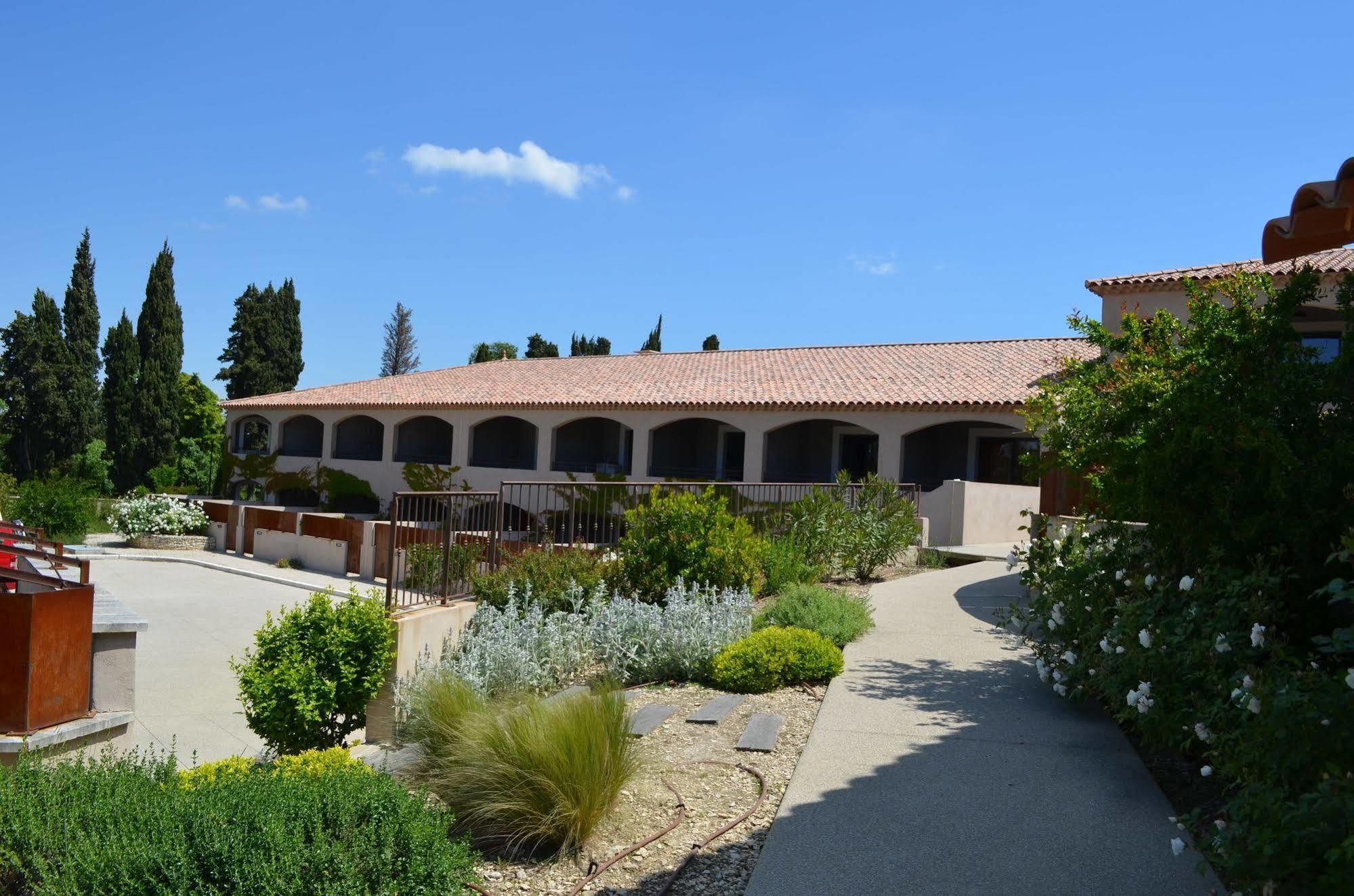 Mas De Valrugues Holifrance Aparthotel Saint-Remy-de-Provence Ngoại thất bức ảnh
