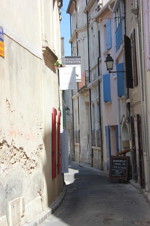 Mas De Valrugues Holifrance Aparthotel Saint-Remy-de-Provence Ngoại thất bức ảnh